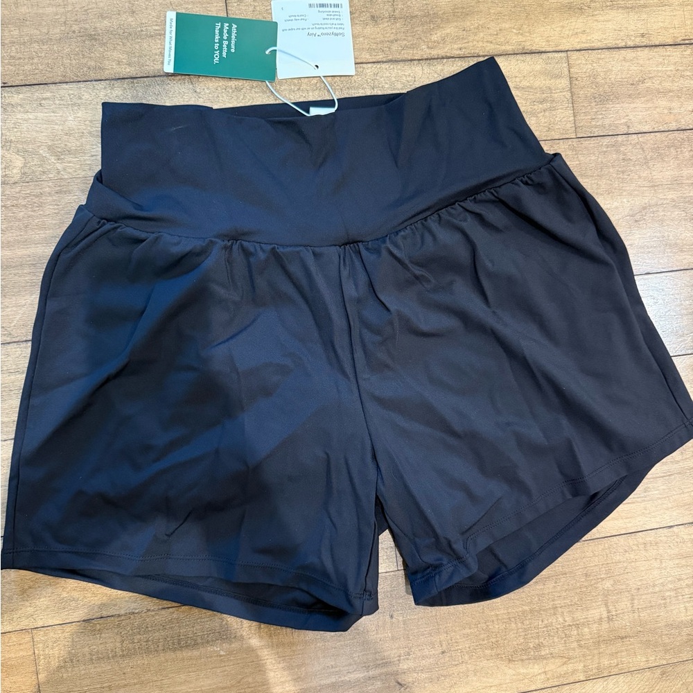 HALARA Women's High-Waisted Black Shorts